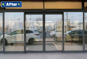 遮熱フィルム施工後の窓ガラス Window after insulating film installation
